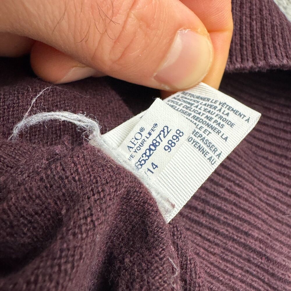 American Eagle Outfitters Cotton Pullover Sweater Mens Medium Maroon V-Neck Knit - Picture 6 of 11
